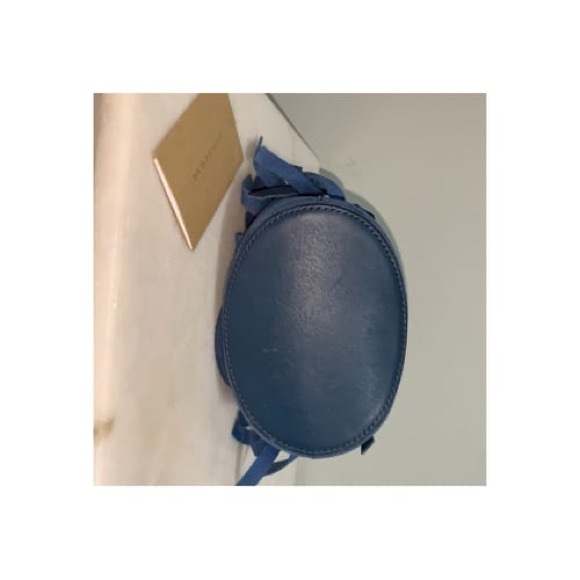 BURBERRY SUEDE FRINGE MINI BUCKET BAG๐๐ฆ - Picture 5 of 8